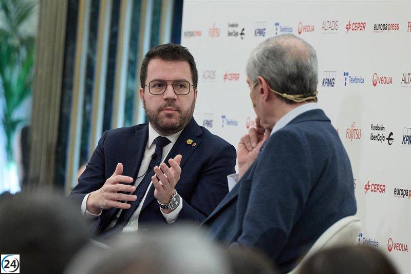 Ayuso exige a Aragonès respeto hacia los madrileños y rebaja de impuestos para los catalanes.