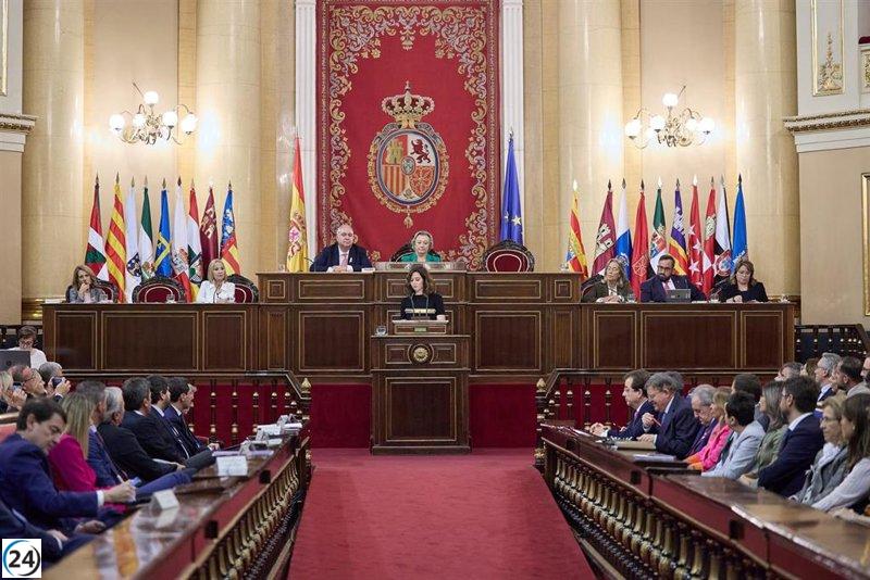 Ayuso y cinco líderes del PP rechazan amnistía en el Senado ante Aragonès.