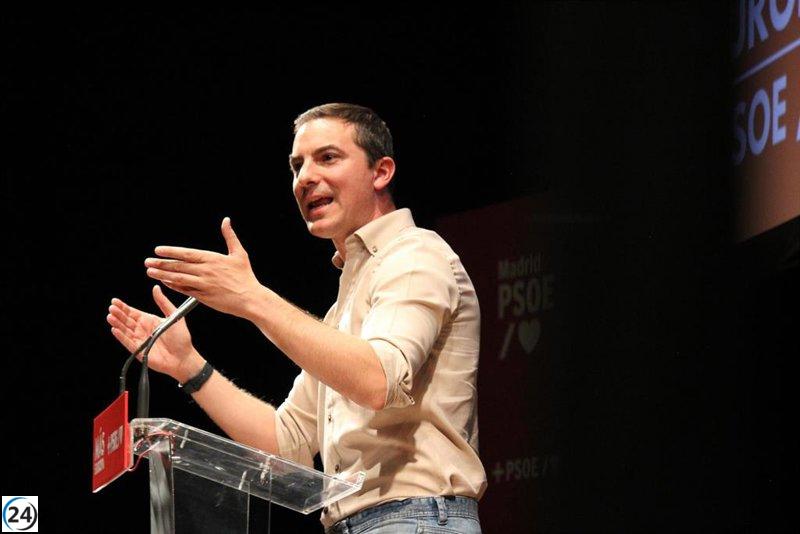Lobato compara a Ayuso con Meloni y advierte al PSOE de su oposición implacable.