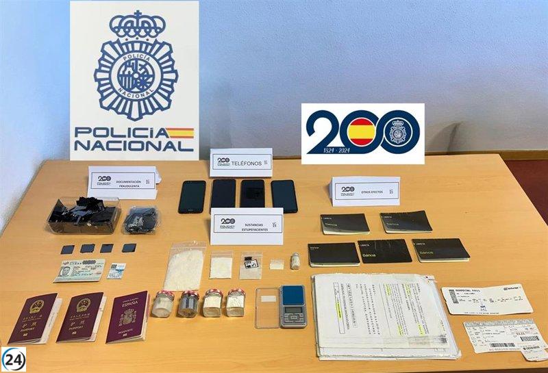 14 arrestados en operación policial por regularización ilegal de 250 migrantes chinos en La Línea y Madrid.