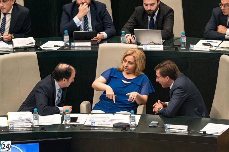 El PP aprueba convertir inmuebles en pisos turísticos en San Bernardo y Princesa con votos propios.