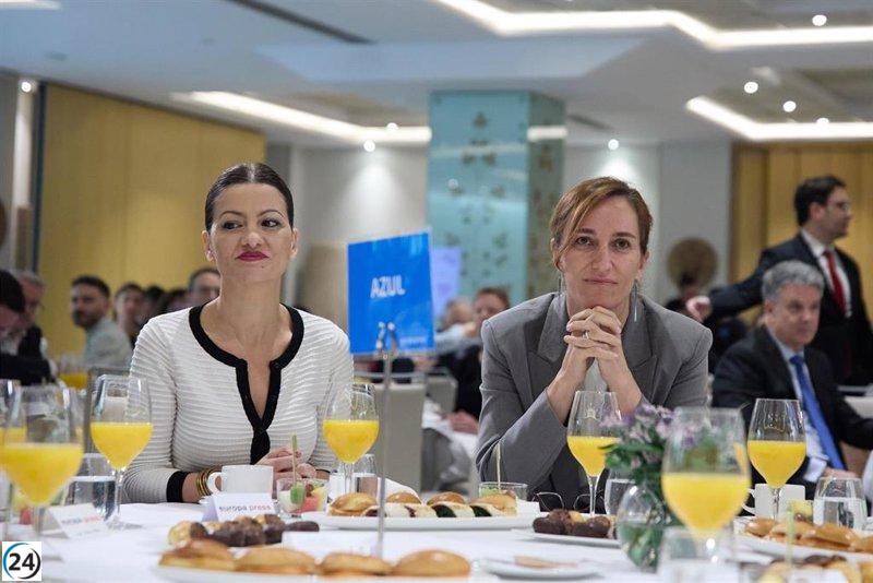 Mónica García asegura que la coalición de partidos es sólida y respalda a Díaz como líder de Sumar en el Gobierno.