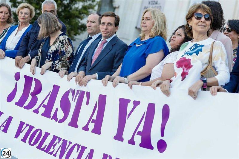 Almeida promete combatir la violencia de género con todos los recursos del Ayuntamiento.