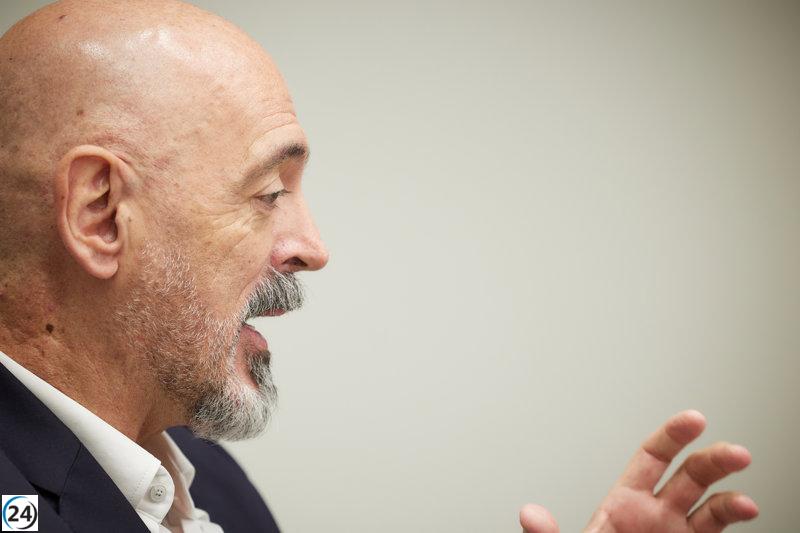Encuentro entre el rector de la UCM y Begoña Gómez antes del inicio del máster en Moncloa.