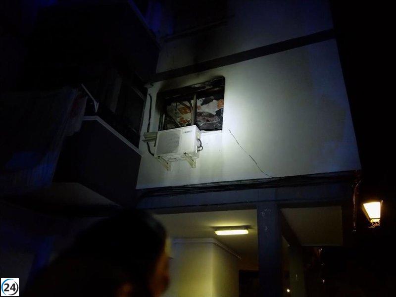 Incendio en vivienda de Móstoles deja 15 personas intoxicadas y 3 hospitalizadas