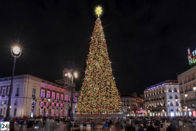 Un imponente abeto de 37 metros iluminará la Navidad en la Puerta del Sol.