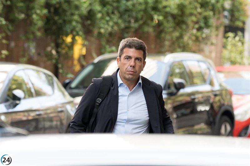 Más Madrid reclama la dimisión de Mazón, afirmando que los valencianos merecen un líder más capacitado.