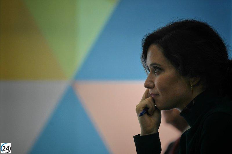 Ayuso exige a las instituciones frenar la censura y su expansión.