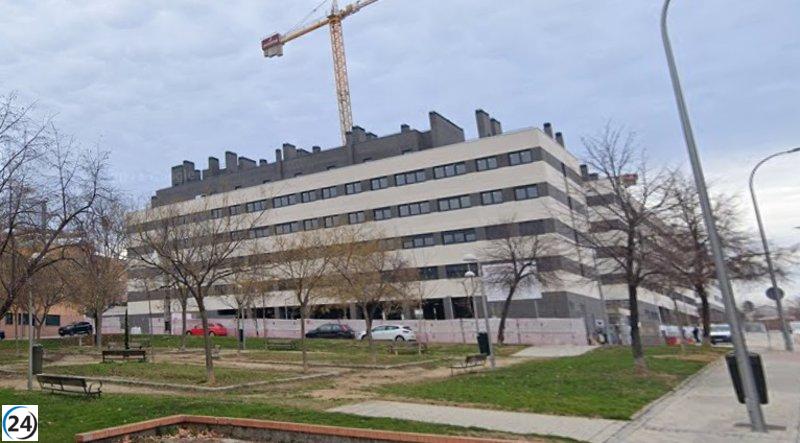 Adolescente de 13 años ataca a su pareja de 16 en un edificio okupado en Carabanchel.