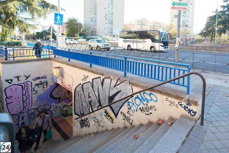 Ayuntamiento cierra pasos subterráneos en calle Illecas debido a obras en la A-5 y anticipa cierre de Villavaliente.