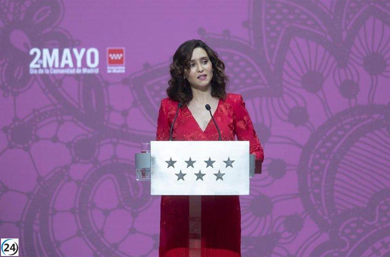 Ayuso denuncia la intención del Gobierno de cancelar el desfile del Dos de Mayo: 