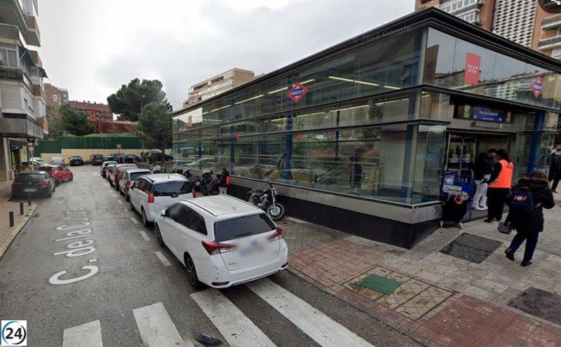 Anciano arrestado por grabar a mujeres desnudas en el Metro sin su aprobación.