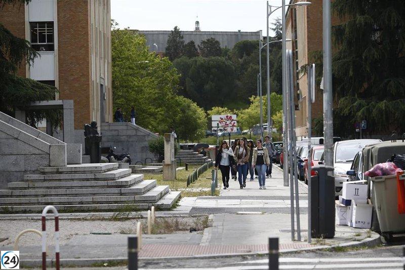 Casi 5,500 estudiantes afectados por problemas económicos recibirán 6 millones en ayudas del gobierno regional.