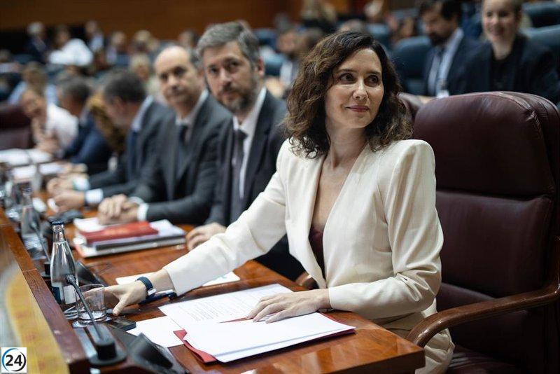 Ayuso lamenta la presencia de ministros en los tribunales en el aniversario del amor.
