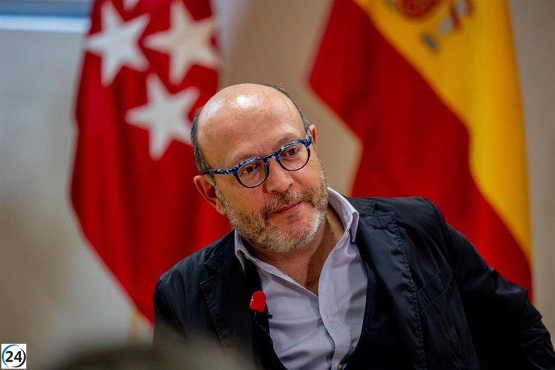 Madrid lanza su primer contrato de asistencia a domicilio con un presupuesto de 677 millones, enfocado en combatir la soledad no deseada.