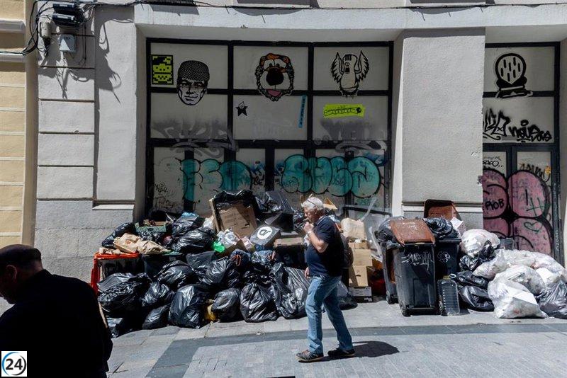 El Ayuntamiento recurrirá a empresas externas para la recolección de basura a partir del lunes si no se alcanza un acuerdo.