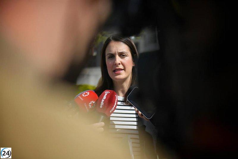 Maestre exige renuncia de Inma Sanz por su papel en el atropello del director de Policía.