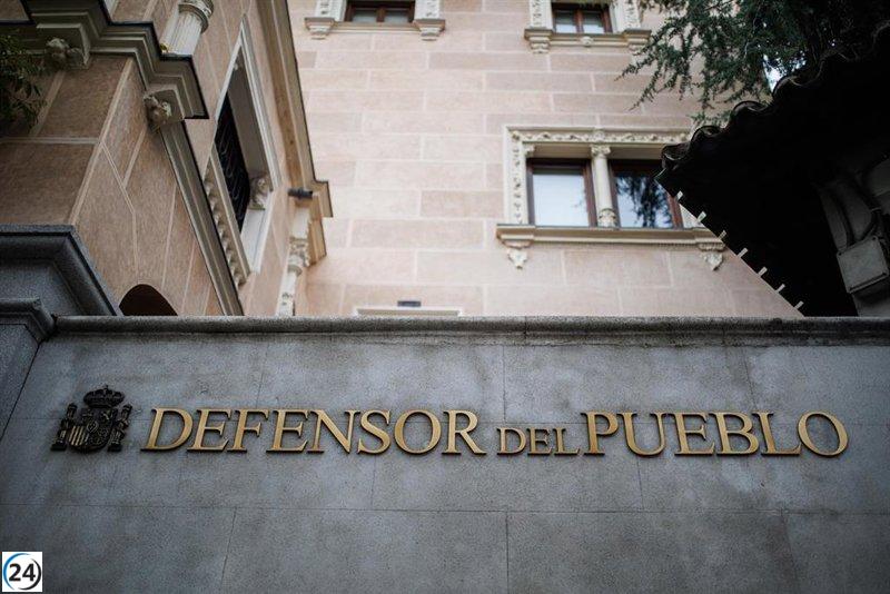 Solicitan al Defensor del Pueblo que intervenga en una Mesa de Diálogo para abordar la crisis en Barajas.