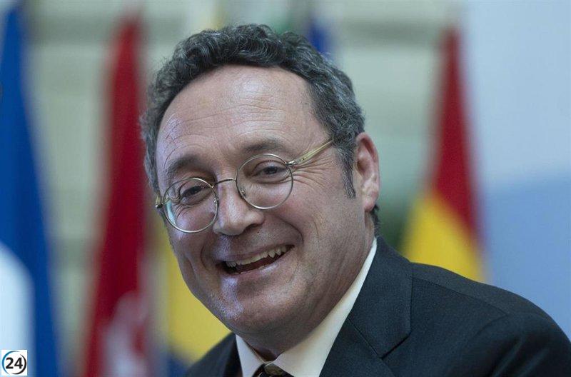 Ayuso solicita la renuncia del fiscal general y la izquierda denuncia intentos de desestabilización.