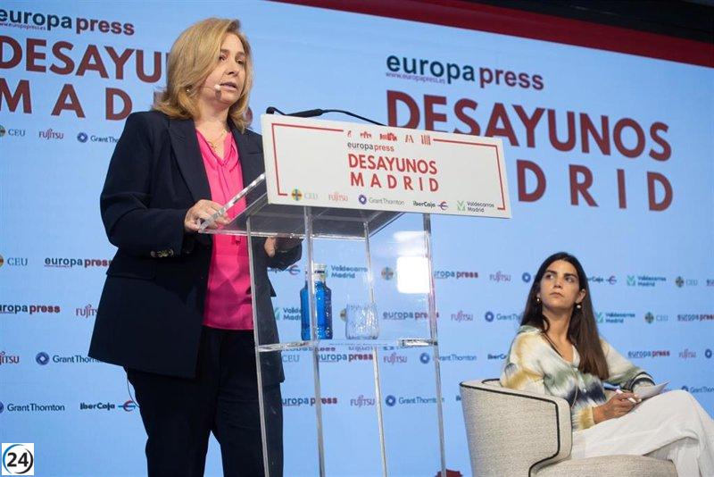 Madrid ofrece apoyo a 111 personas sin hogar en Barajas.
