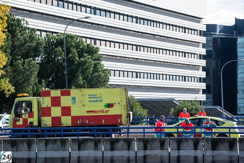 Descubren un camión con larvas y comida en descomposición en Carabanchel.
