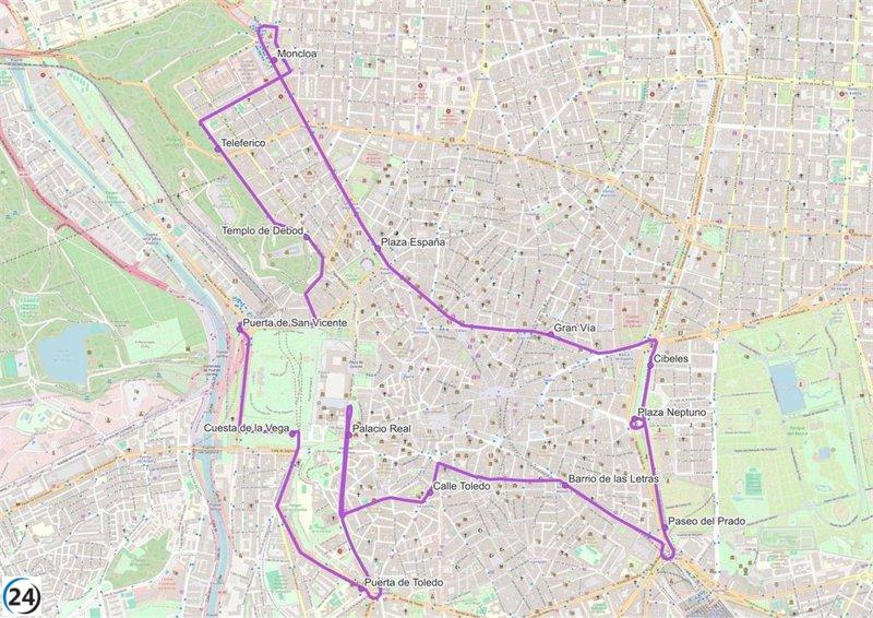 Ayuntamiento recorta rutas de buses turísticos a tres, más una especial para Navidad, para evitar congestión en el espacio público.
