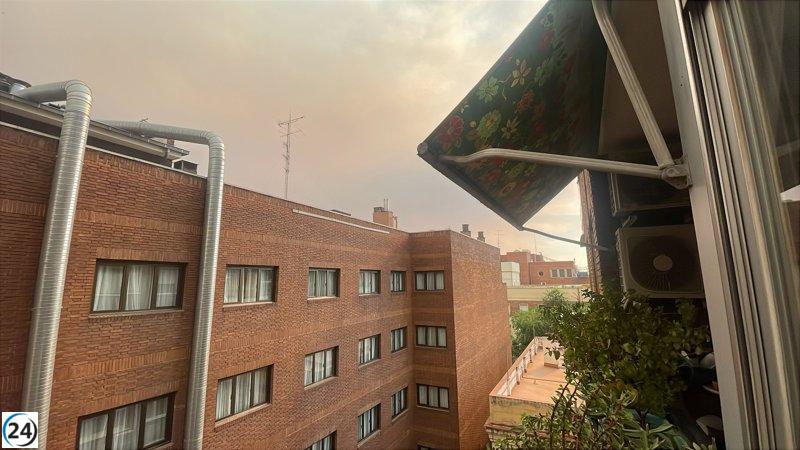 Incendio en Méntrida oscurece los cielos de Toledo.