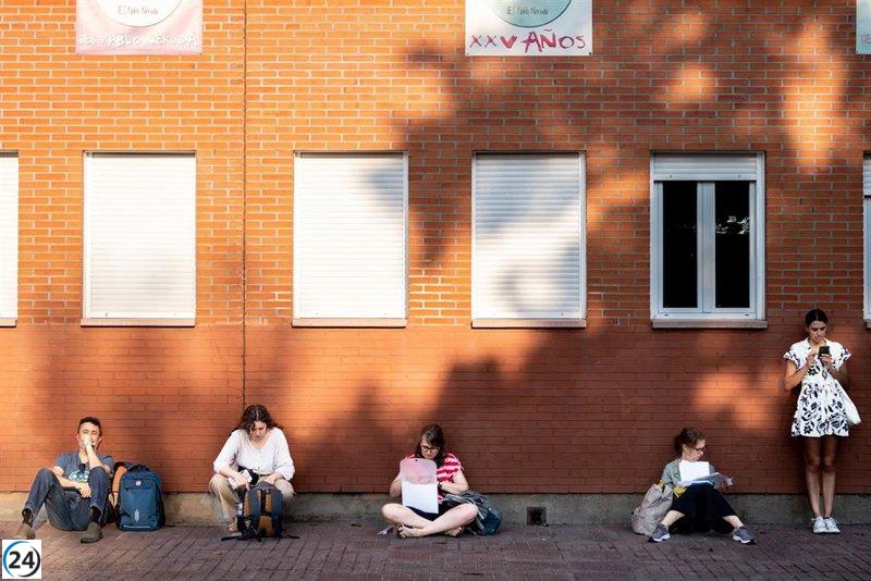 Educación atribuye 36% de vacantes en oposiciones a profesores a un 
