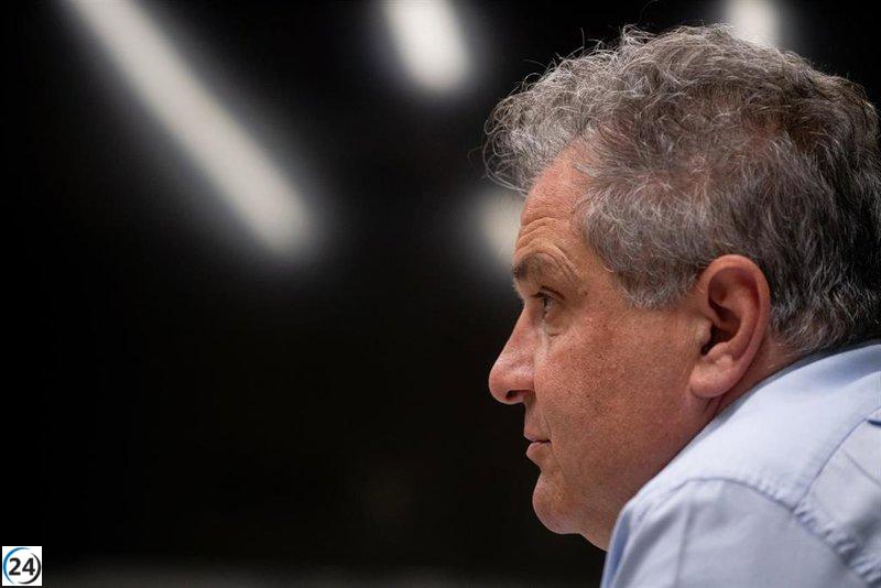 Alcalde de Parla critica a PP y Vox por aprovechar discursos racistas para fines políticos.