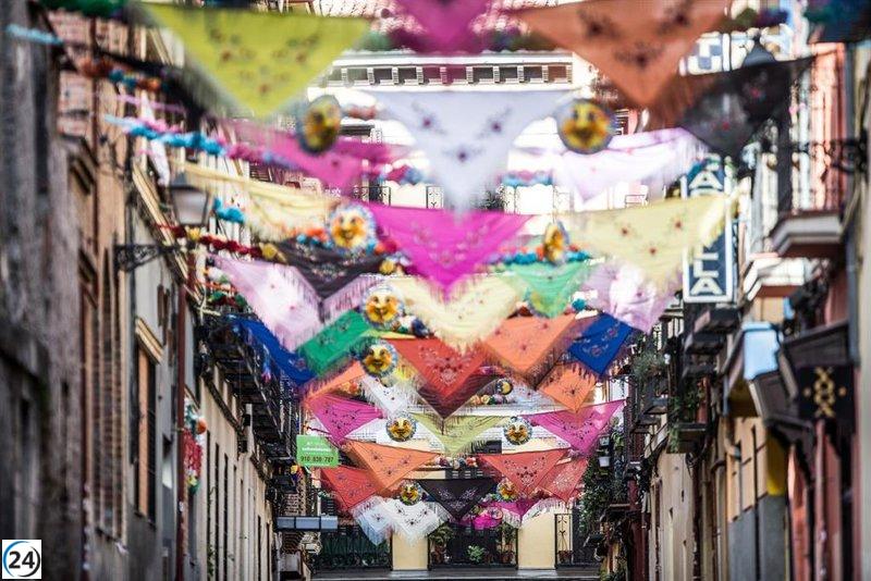 Madrid celebra sus tradicionales fiestas en agosto: San Cayetano, San Lorenzo y La Paloma traen chotis y limonada.