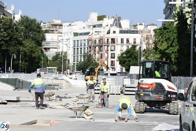 Renovación de la plaza Salvador Dalí: inversión de 1,5 millones y 17,000 metros cuadrados lista para el próximo verano.