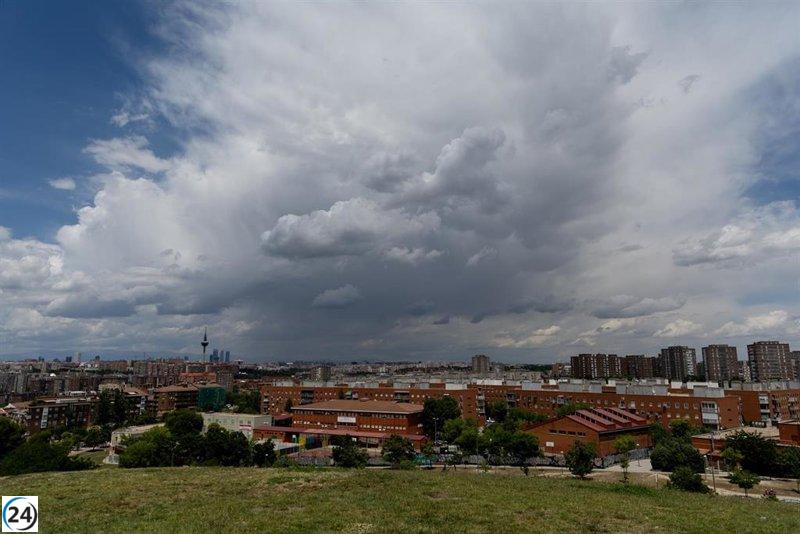 Alerta por la inminente entrada de aire africano en la región este sábado, con implicaciones para la salud y la calidad del aire.