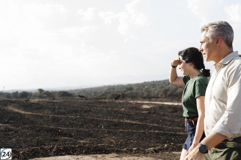 Ayuso en Tres Cantos: Urge a dejar de lado divisiones y unirse para la recuperación tras el incendio.