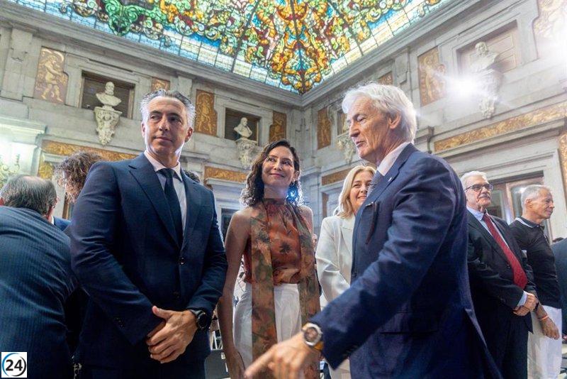 Ayuso destaca la sorpresa ante la huelga de bomberos en la comunidad, señalando que sus condiciones no son de las más críticas en el país.