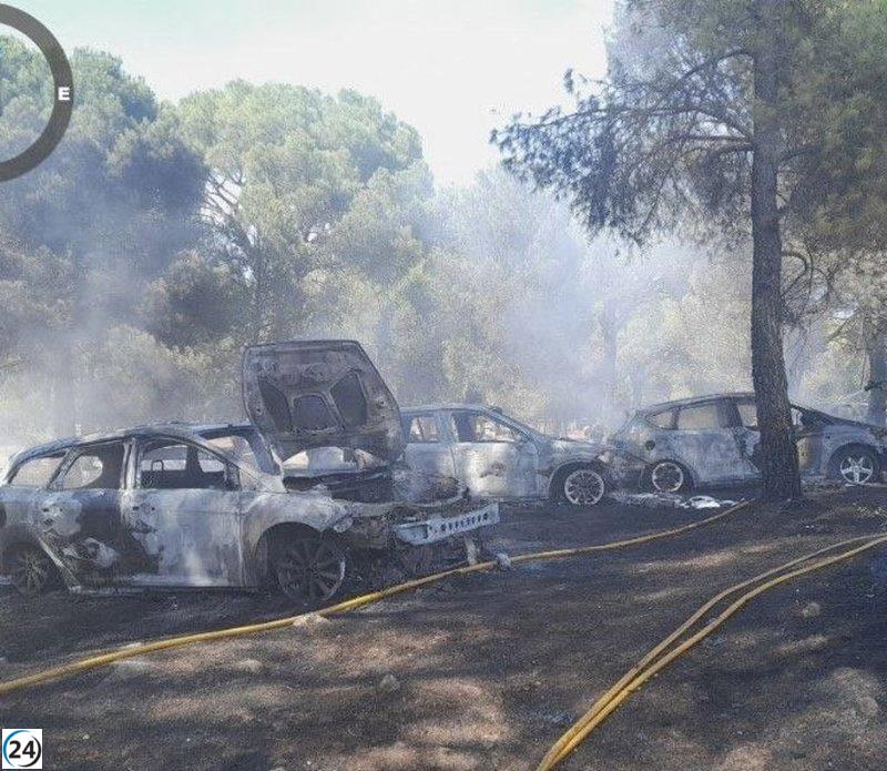 Apagan incendio en el aparcamiento de la ermita de San Martín en Valdeiglesias.