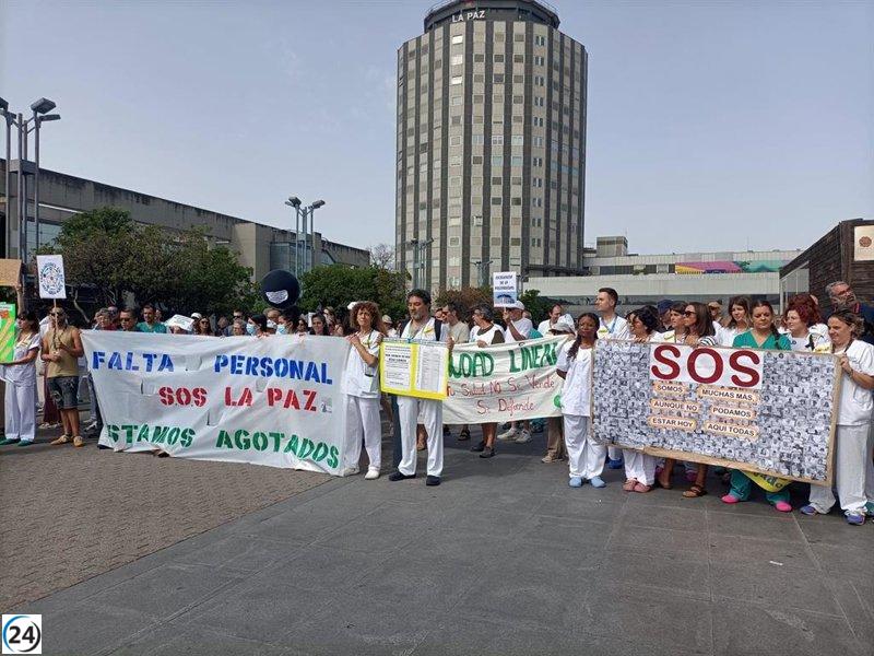 Huelga en La Paz: trabajadores protestan por escasez de personal y colapso en urgencias.