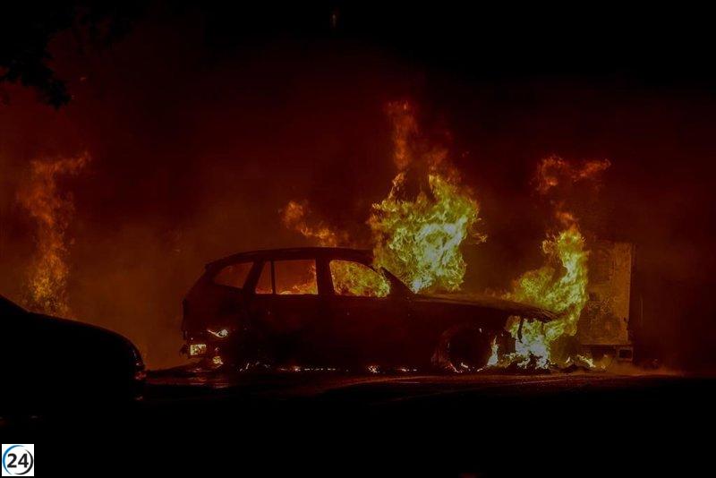 Incendio en garaje de Fuencarral deja a una persona con intoxicación leve.