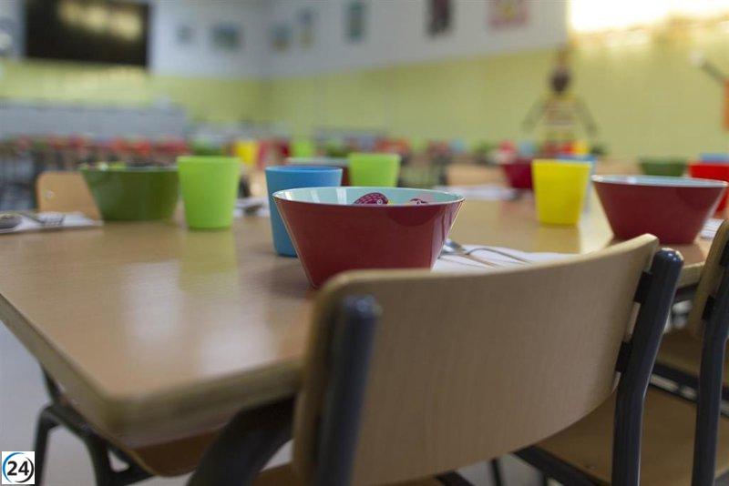 Más de 119.000 niños recibirán apoyo con becas de comedor en el nuevo ciclo escolar.