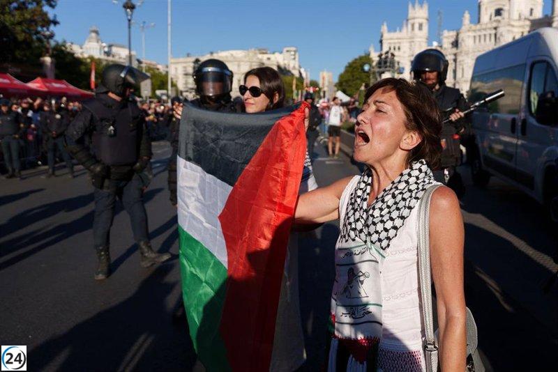 Almeida critica a Sánchez por instrumentalizar el conflicto de Gaza y fomentar la tensión: