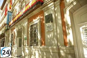 Sanz descarta homenajes a Largo Caballero y critica la ley de Memoria por su sesgo ideológico.