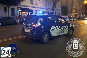 Capturan a individuo con arma escondida en una rueda en Puente de Vallecas.