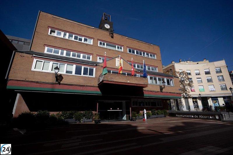 Alcorcón advierte: profesor sancionado por mostrar apoyo a Palestina.
