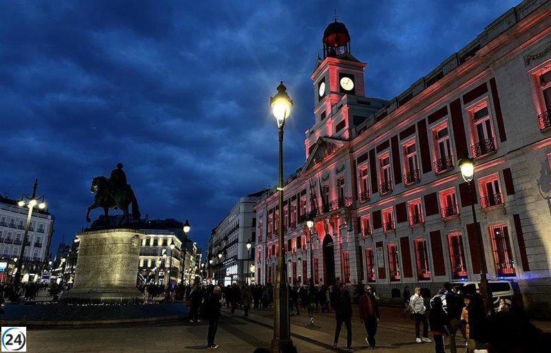 Estudio de la RAH destaca conexión de la Real Casa de Correos con la Ilustración, pero admite su herencia franquista.