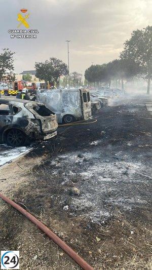 Capturan a dos sospechosos del incendio en el aparcamiento de intu Xanadú en agosto.
