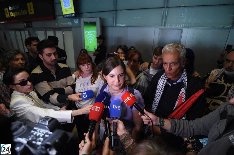 Diputada Jimena González de Más Madrid aterriza en Barajas tras su participación en la Flotilla.