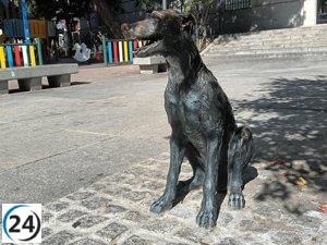 Madrid: Un recorrido por sus estatuas, entre ángeles caídos y leyendas urbanas como el Perro Paco y la Abuela Rockera.