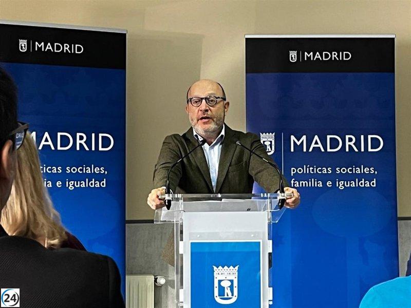 El Ayuntamiento ayuda a 102 personas sin hogar en Barajas desde julio.