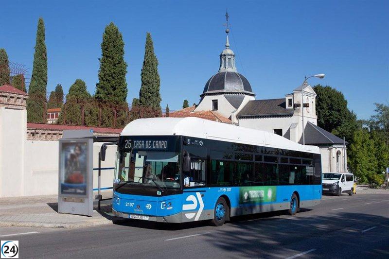 EMT aumenta el servicio de autobuses a cementerios por la festividad de Todos los Santos.