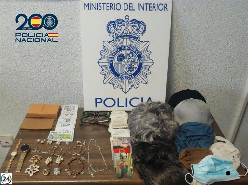 Arrestan a cinco estafadores del 'tocomocho' en Arganzuela.