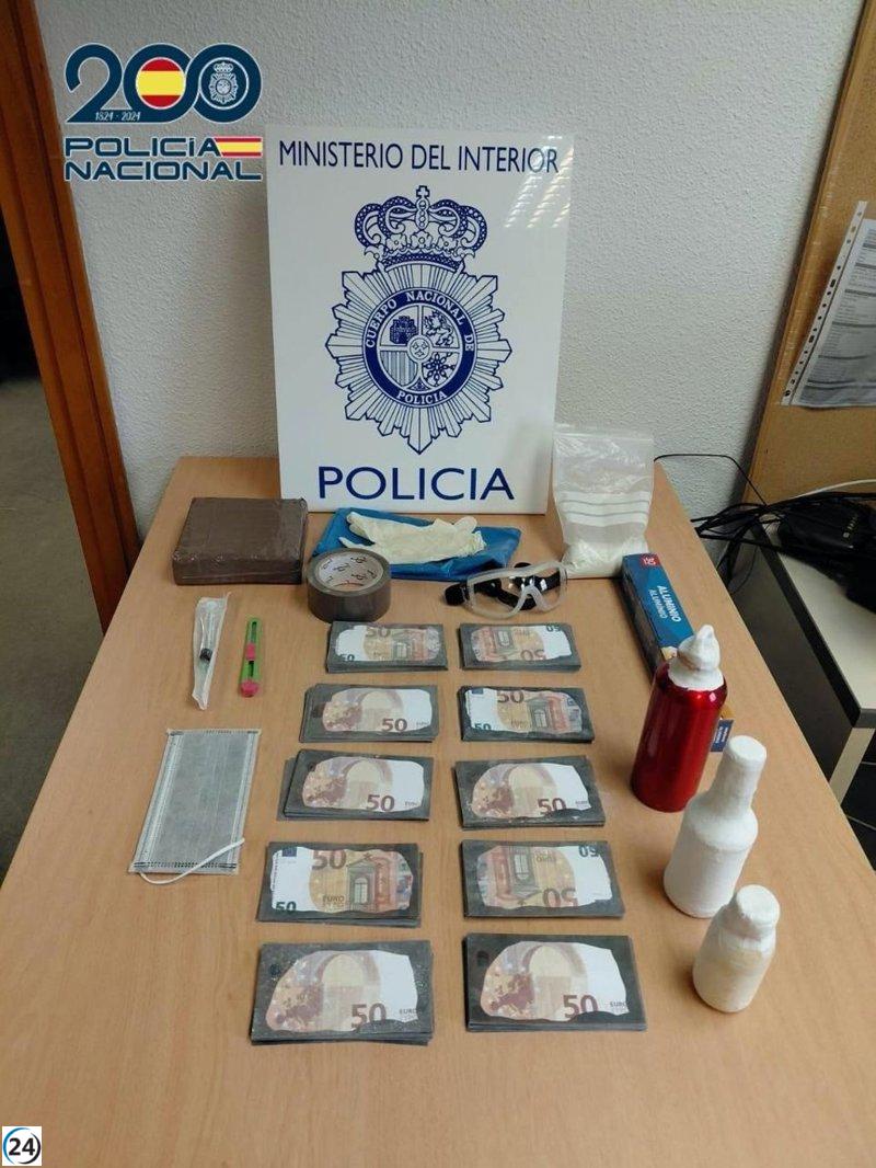 Capturan en Madrid a dos estafadores por el engaño de los 'billetes tintados'